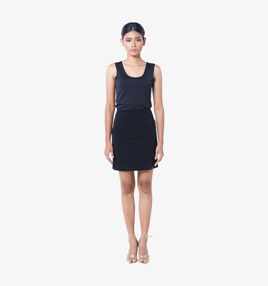 black-skirt-1-min.jpg