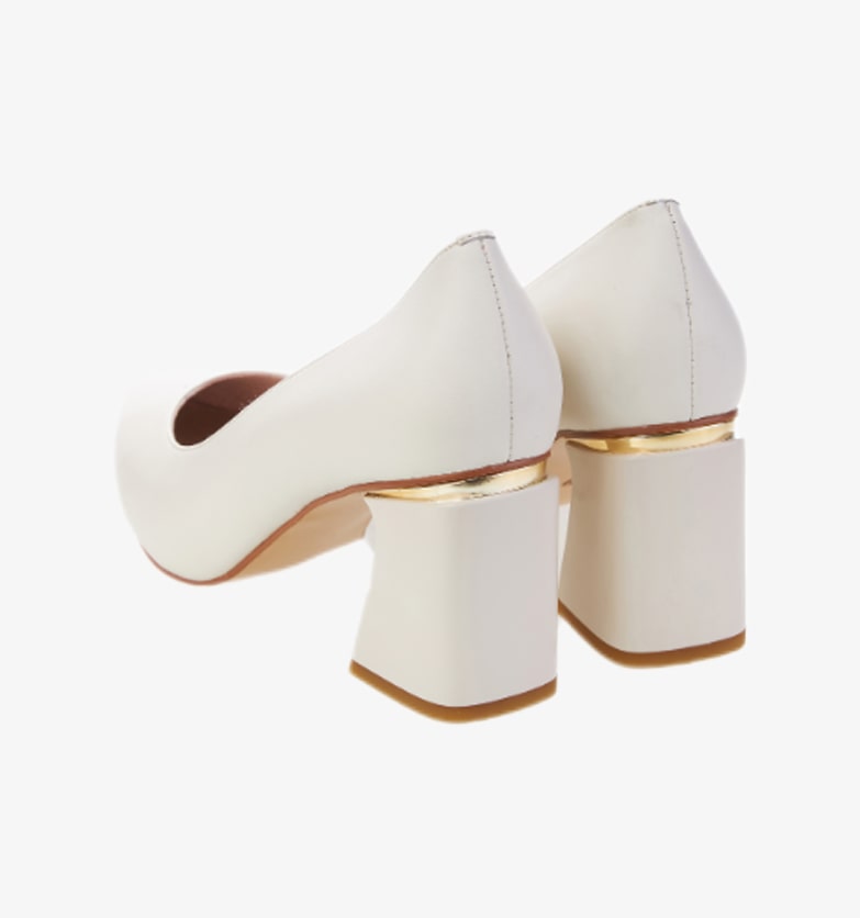 white-heeled-shoe-1-min.jpg